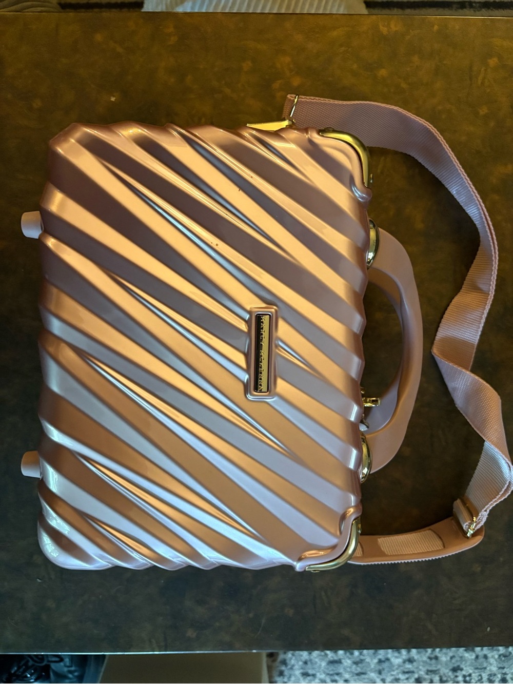Hard Shell Crossbody Case - Pink